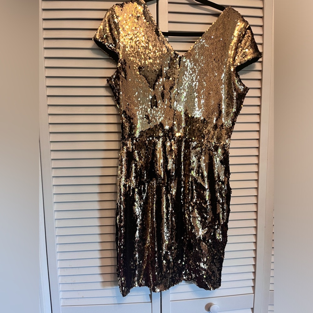 Dress the Population Gold Sequin "Zoe" Mini Dress Size Large - Picture 3 of 4
